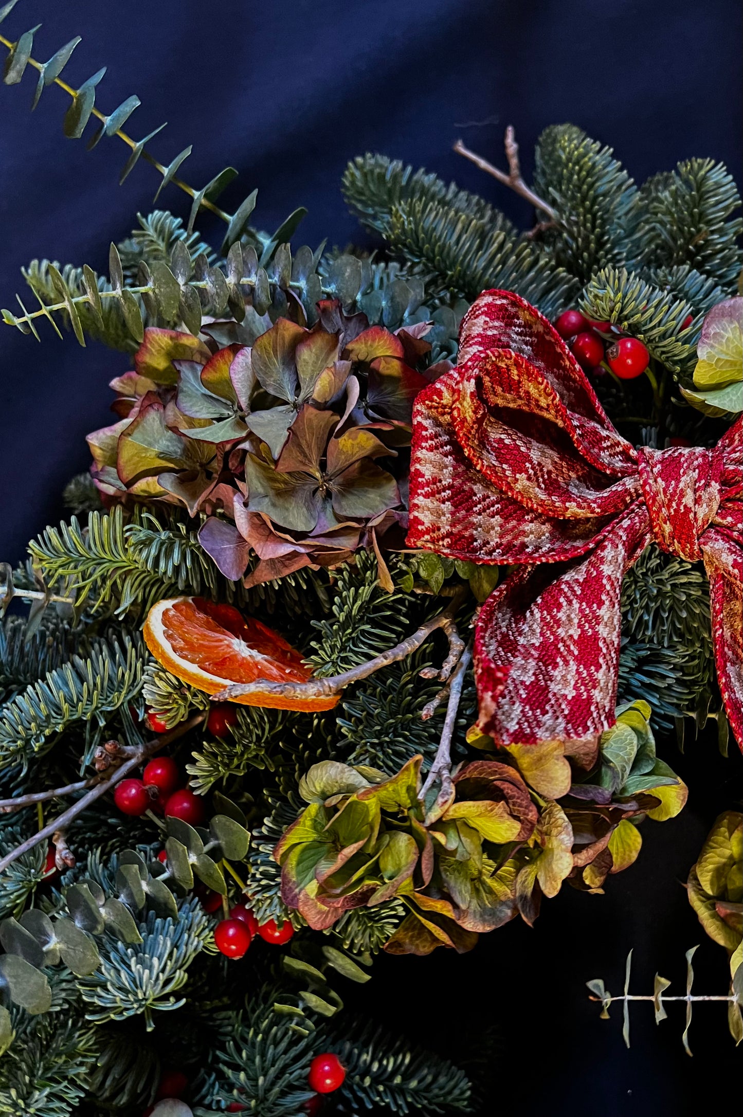 CORONA DE NAVIDAD - HORTENSIAS