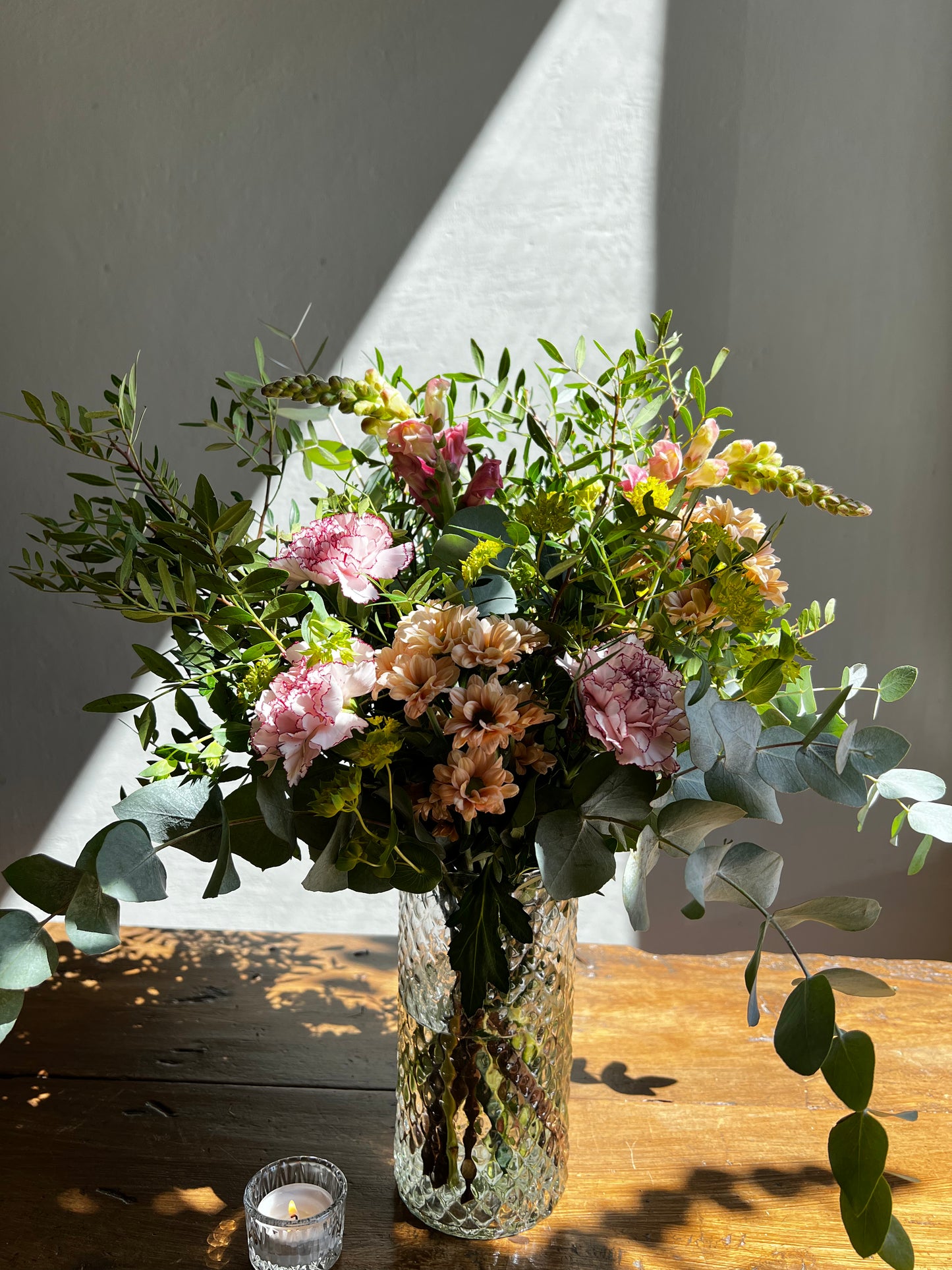 RAMO FLORES EN JARRON - S