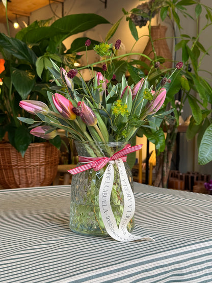 Bombonera de tulipanes (jarron patio)