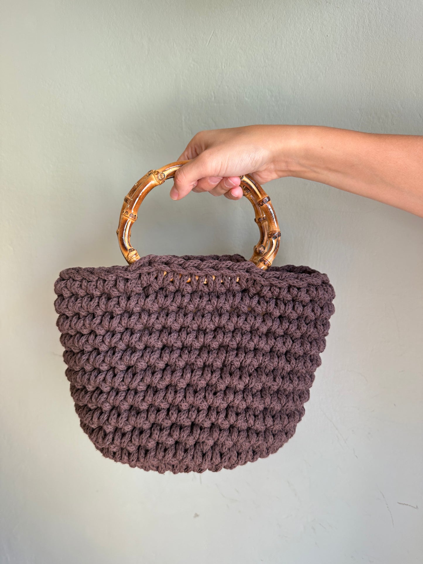 BOLSO CAMPÁNULA - MARRÓN CHOCOLATE