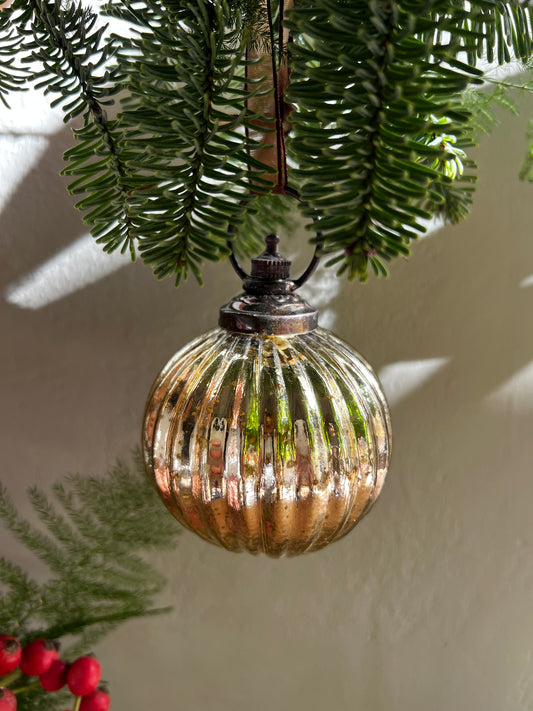 ADORNO BOLA CRISTAL DORADA