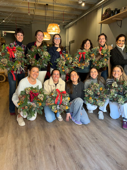 TALLER DE CORONA NAVIDEÑA - 13 diciembre 11:30h